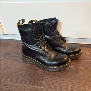 doc martens 1460 combat boot leather